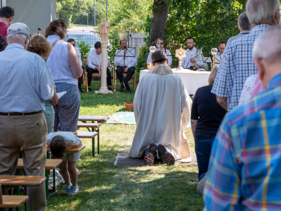 Fronleichnamgottesdienst in Enkheim